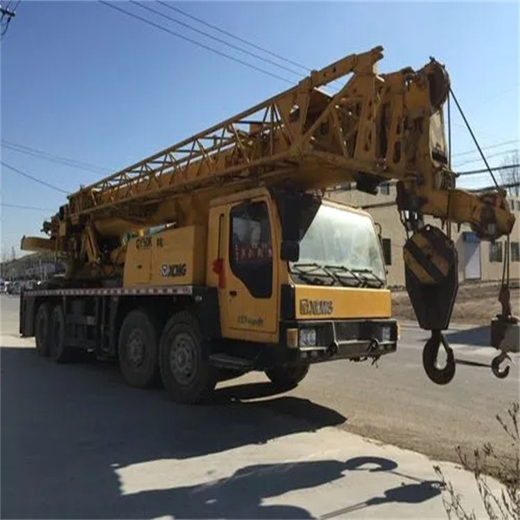 定兴县哪里有专业吊车出租